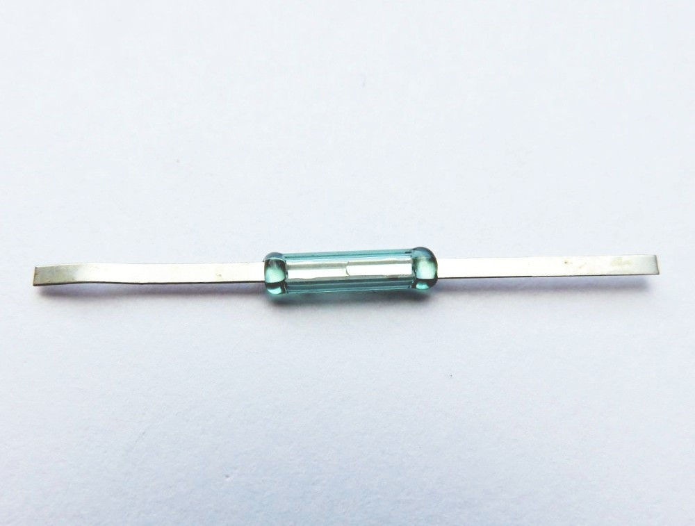 Zestyk kontaktronowy płaski 2.1 x 10mm