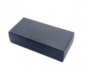 Magnes neodymowy 25.4x12.7x6.35mm w osłonie plastikowej